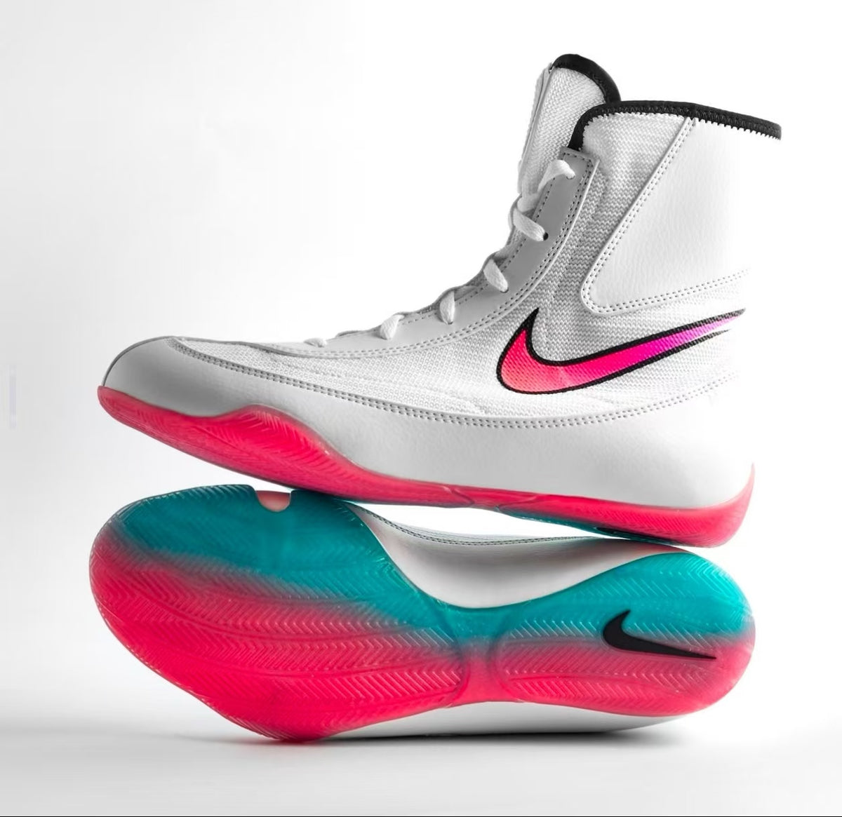 NIKE MACHOMAI 2.0 LE BOXING SHOES US 5.5-10 White Hyper Violet NIKE MACHOMAI 2.0 LE BOXING SHOES US 5.5-10 White Hyper Violet