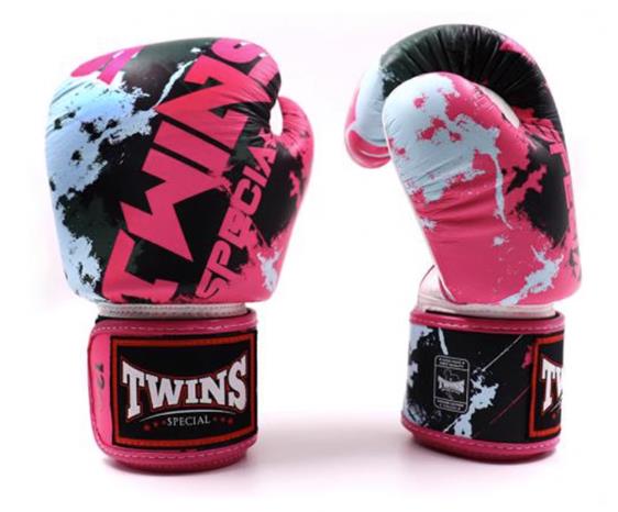 TWINS SPECIAL - Boxing, Muay Thai, MMA - Official Brand Site - Shop for  Twins Boxing Gloves, King Boxing Gloves, Shin Guards, Fight Wear, Muay Thai  Shorts, MMA Gear and other Martial