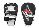 RAJA RTMP-9 MUAY THAI BOXEN MMA PUNCHING AIR LONG FOCUS MITTS KICK PADS Cooltex PU Leder 35,5 x 22,5 x 7 cm Schwarz Weiß