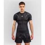 Venum-06296-126 Streamline Short Sleeve Rashguard Size M-XL Black Gold