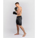 Venum-06300-126 Streamline Men’s Vale Tudo Short M/L Black Gold