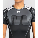 VENUM Adrenaline Herren MMA Muay Thai Boxen LANGARM Rashguard Kompressions-T-Shirt ML Rot
