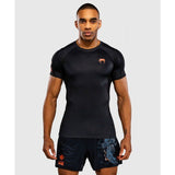 VENUM-05007-001 G-FIT AIR MMA Muay Thai Boxing Rashguard Kompressions-T-Shirt Größe L-XL Schwarz 