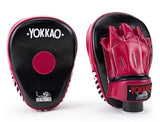 YOKKAO CURVED MUAY THAI BOXING MMA PUNCHING FOCUS MITTS PADS Leather Black Cerise