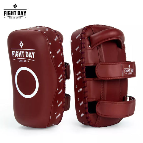 FIGHT DAY FKP4 MUAY THAI BOXEN MMA KICKPADS LEICHTGEWICHTIGES PAAR 33 x 21 x 8,5 cm Rot 