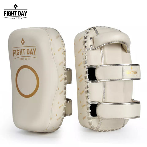 FIGHT DAY FKP4 MUAY THAI BOXING MMA KICK PADS LIGHT WEIGHT PAIR 33 x 21 x 8.5 cm Beige