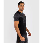 Venum-05261-108 x x Ilia Topuria Unmatched Rashguard Compression T-shirt M-L Black Gold