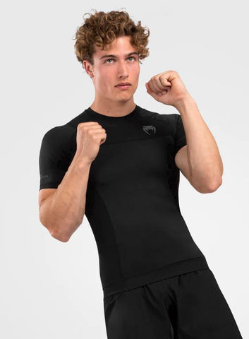 VENUM-05007-001 G-FIT AIR MMA Muay Thai Boxing Rashguard Compression T-shirt Size L-XL Black