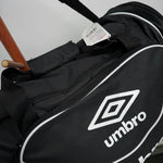 Ausverkauf Umbro Sports TRAININGSTASCHE 2 FARBEN 60 x 32 x 28 cm