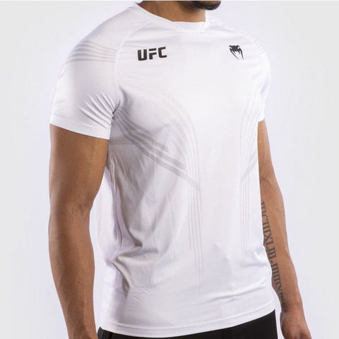 UFC Venum Authentic Fight Week Men's 2.0 Short Sleeve VNMUFC-00109-010 –  AAGsport