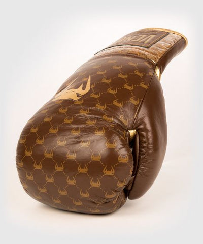 NEW]LOUIS VUITTON 3-Piece Monogram Boxing Glove Set Limited